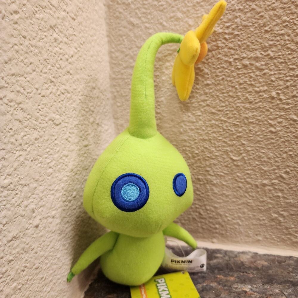Plush - Pikmin, Glow Pikmin, 9-inch (NEW) - Nintendo - Picture 2 of 7
